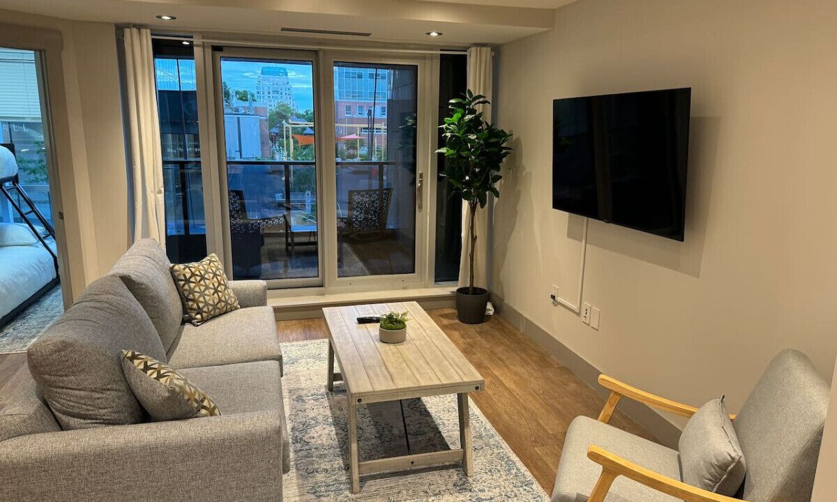 Photo of Livingroom in Downtown Halifax