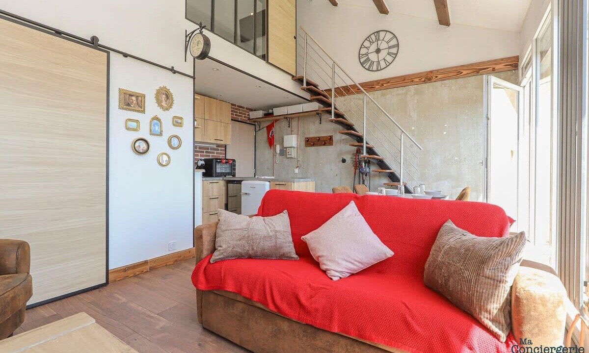 Photo of Livingroom in Saint Michel