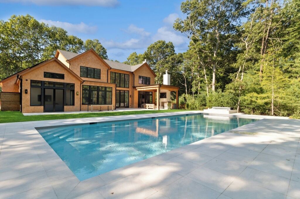 Photo of Outdoor in Northwest Harbor