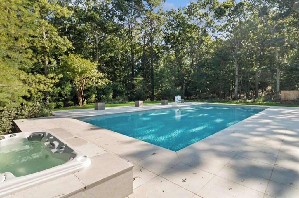 Photo of Outdoor in Northwest Harbor