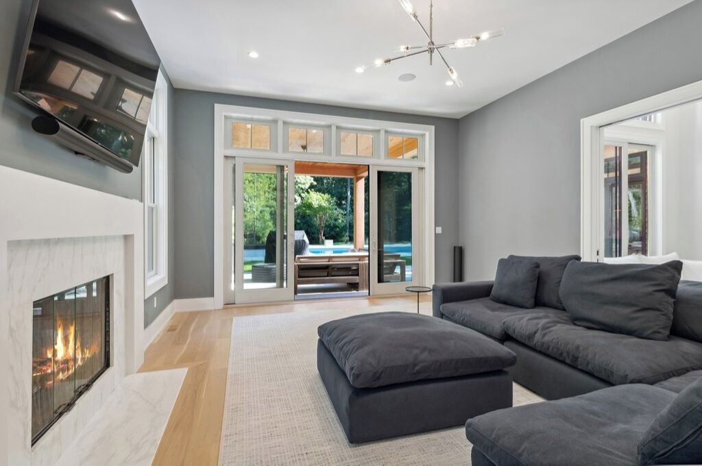 Photo of Livingroom in Northwest Harbor