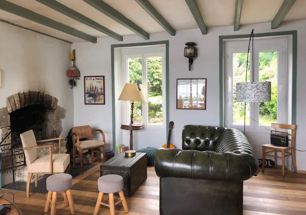 Photo of Others in Etel