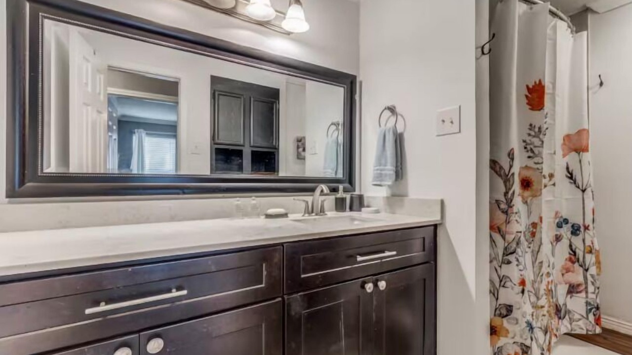 Photo of Bathroom in Midtown