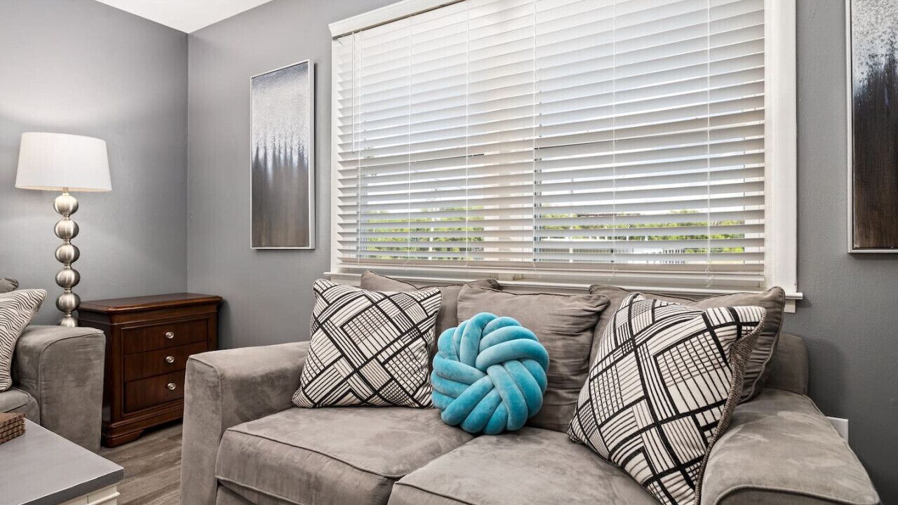 Photo of Livingroom in Bartonville