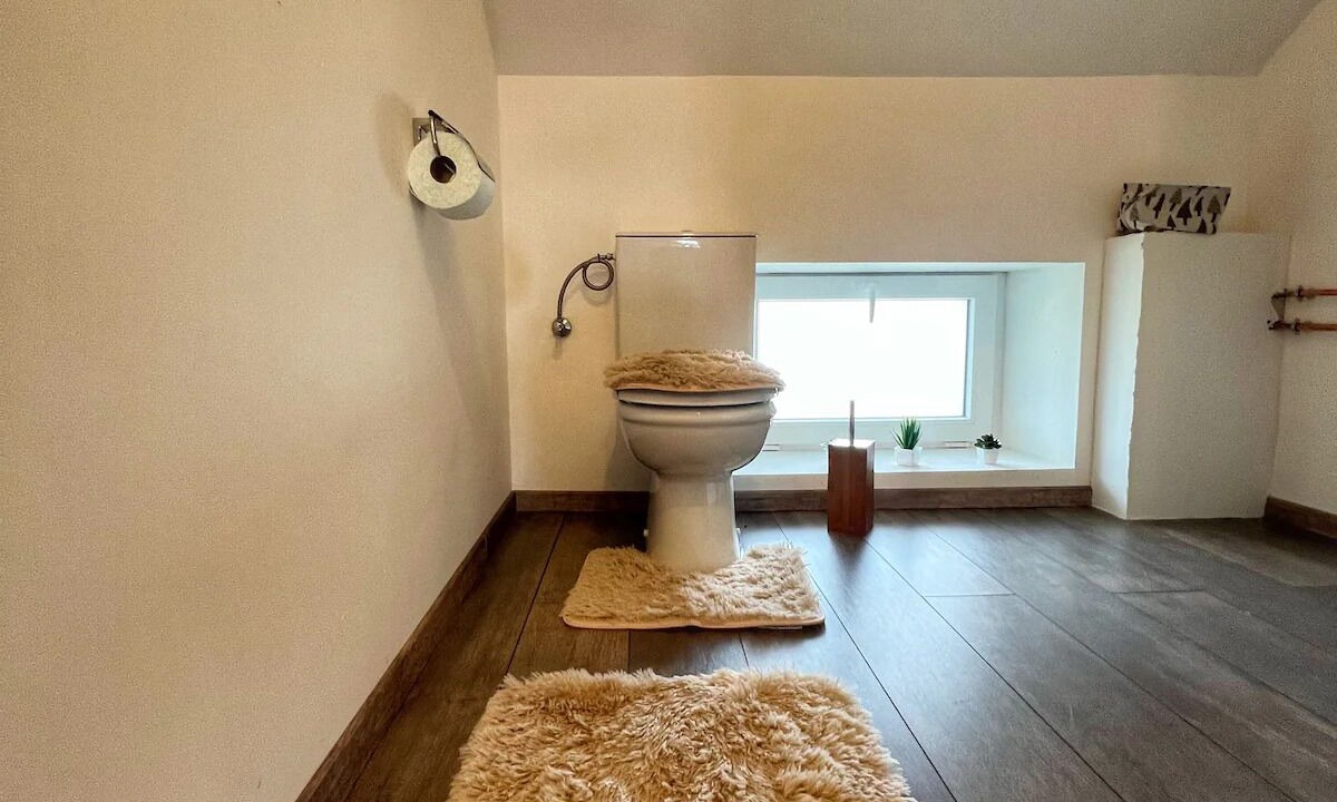 Photo of Others in Bining