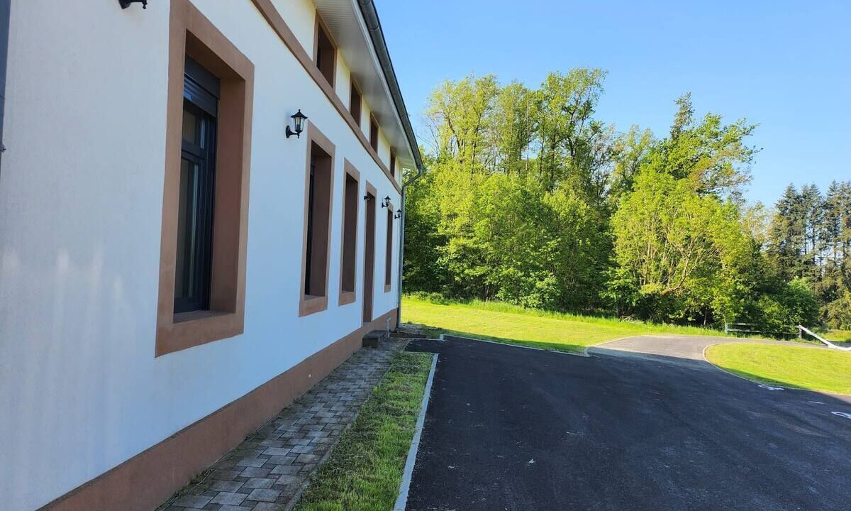 Photo of Outdoor in Bining