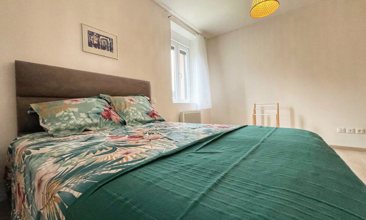 Photo of Bedroom in Bining