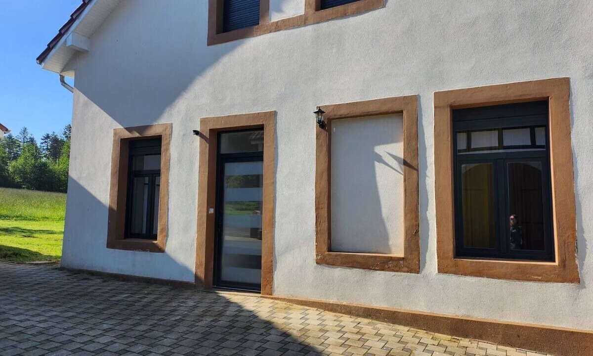 Photo of Outdoor in Bining