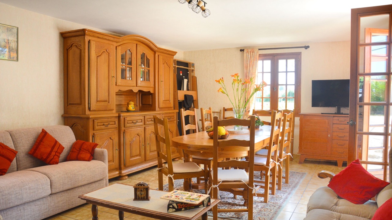 Photo of Livingroom in Saint-Jouin