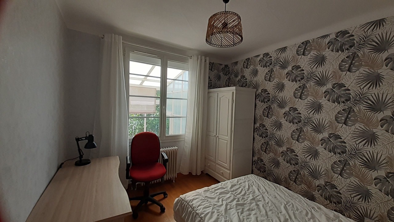 Photo of Bedroom in La Roche-sur-Yon