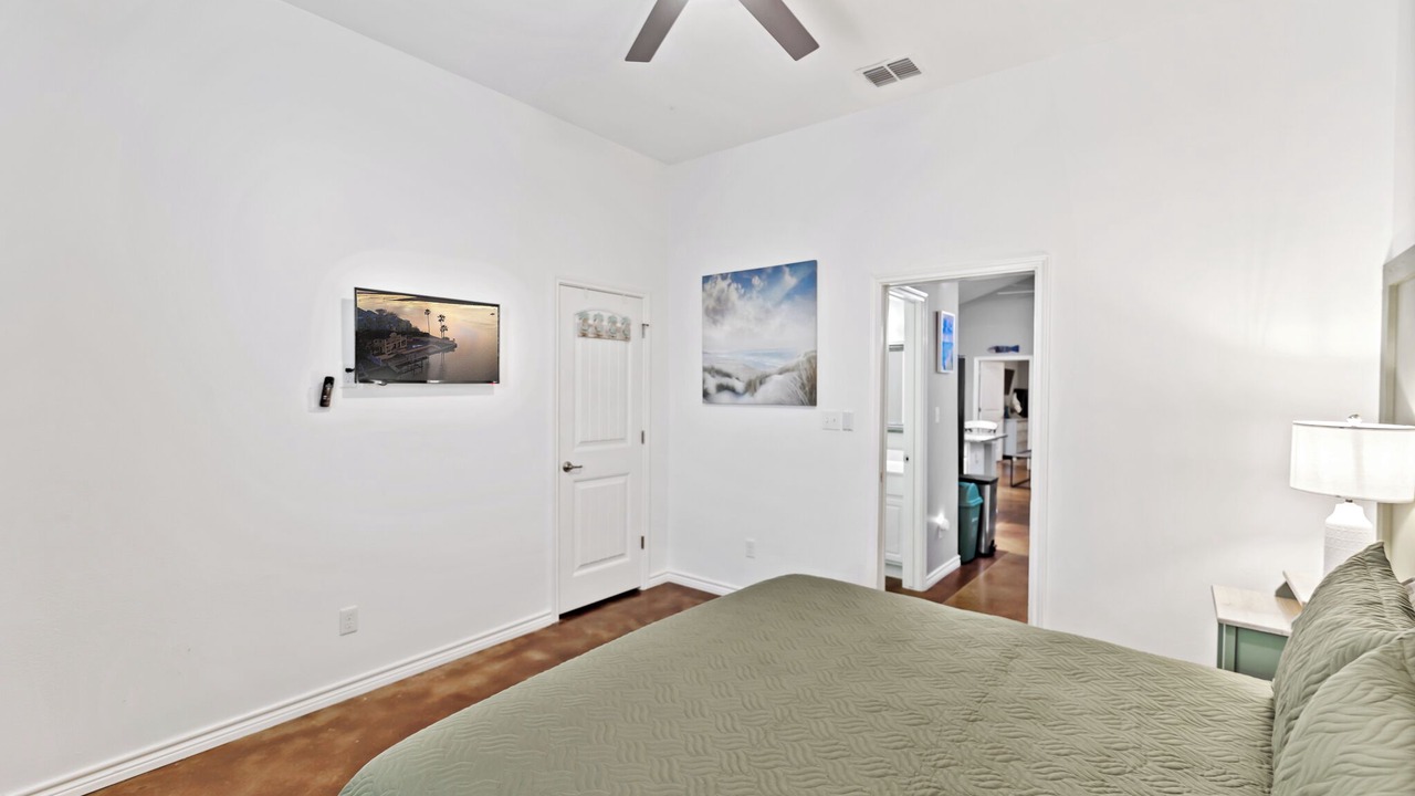 Photo of Bedroom in Corpus Christi