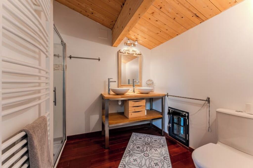 Photo of Bathroom in Saint-Emilion