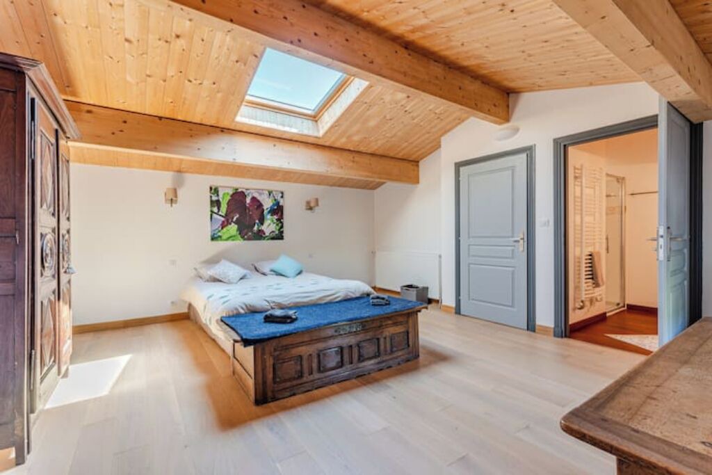 Photo of Bedroom in Saint-Emilion