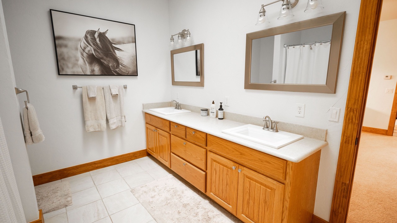 Photo of Bathroom in Burkburnett
