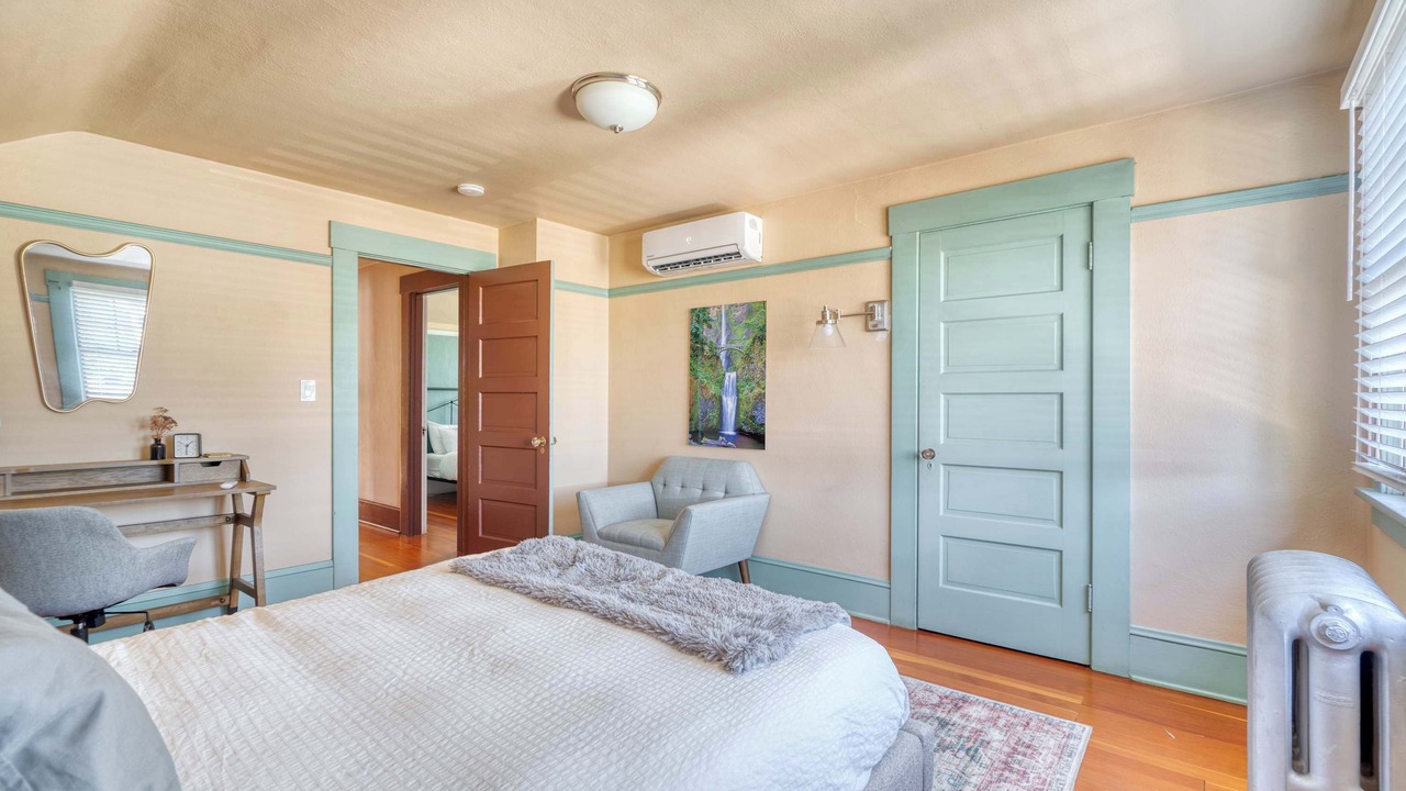 Photo of Bedroom in Kerns