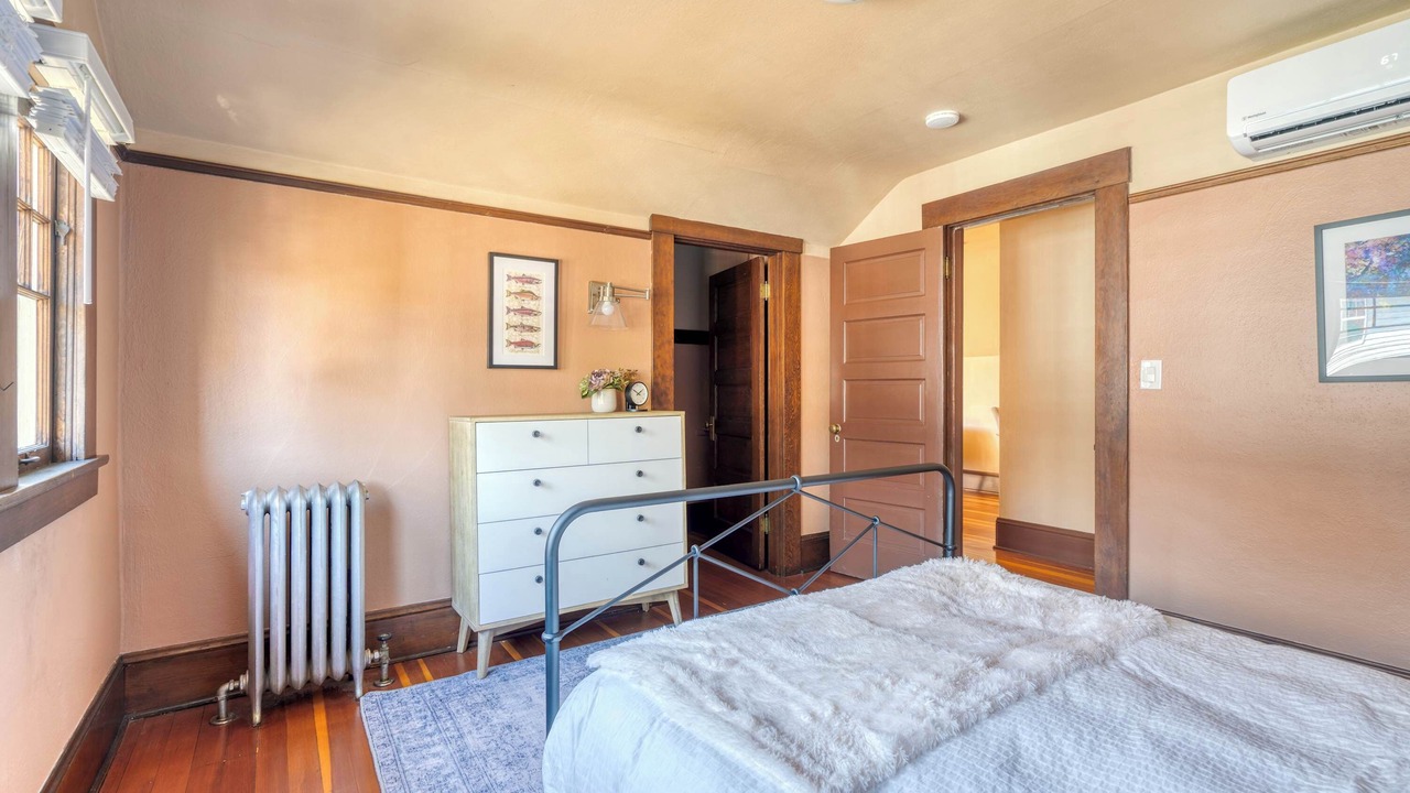 Photo of Bedroom in Kerns
