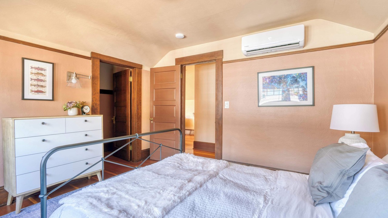 Photo of Bedroom in Kerns