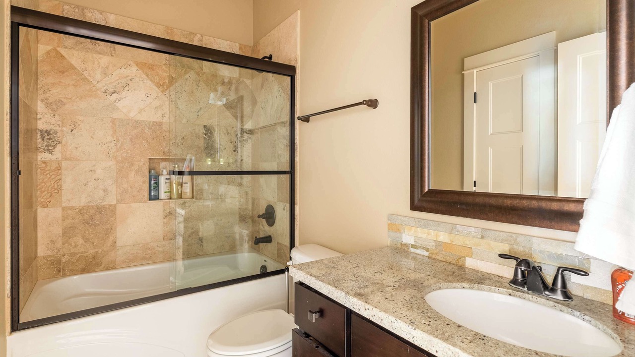 Photo of Bathroom in King