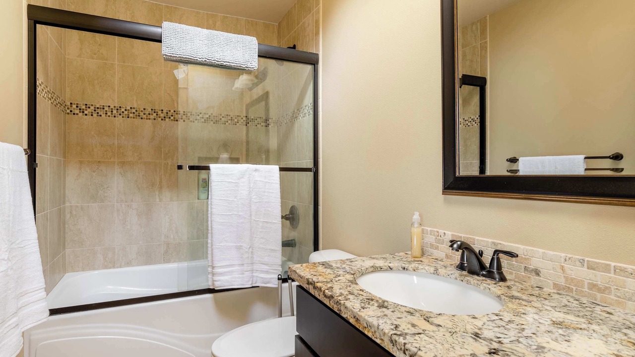 Photo of Bathroom in King