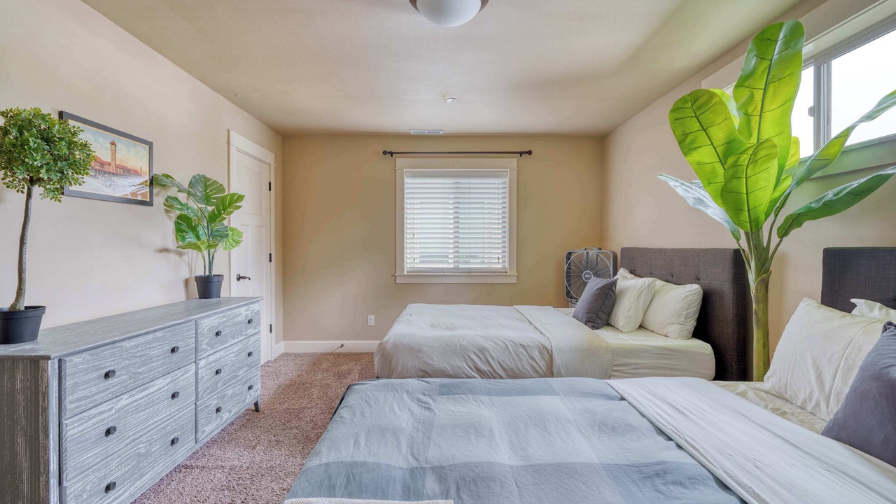 Photo of Bedroom in King