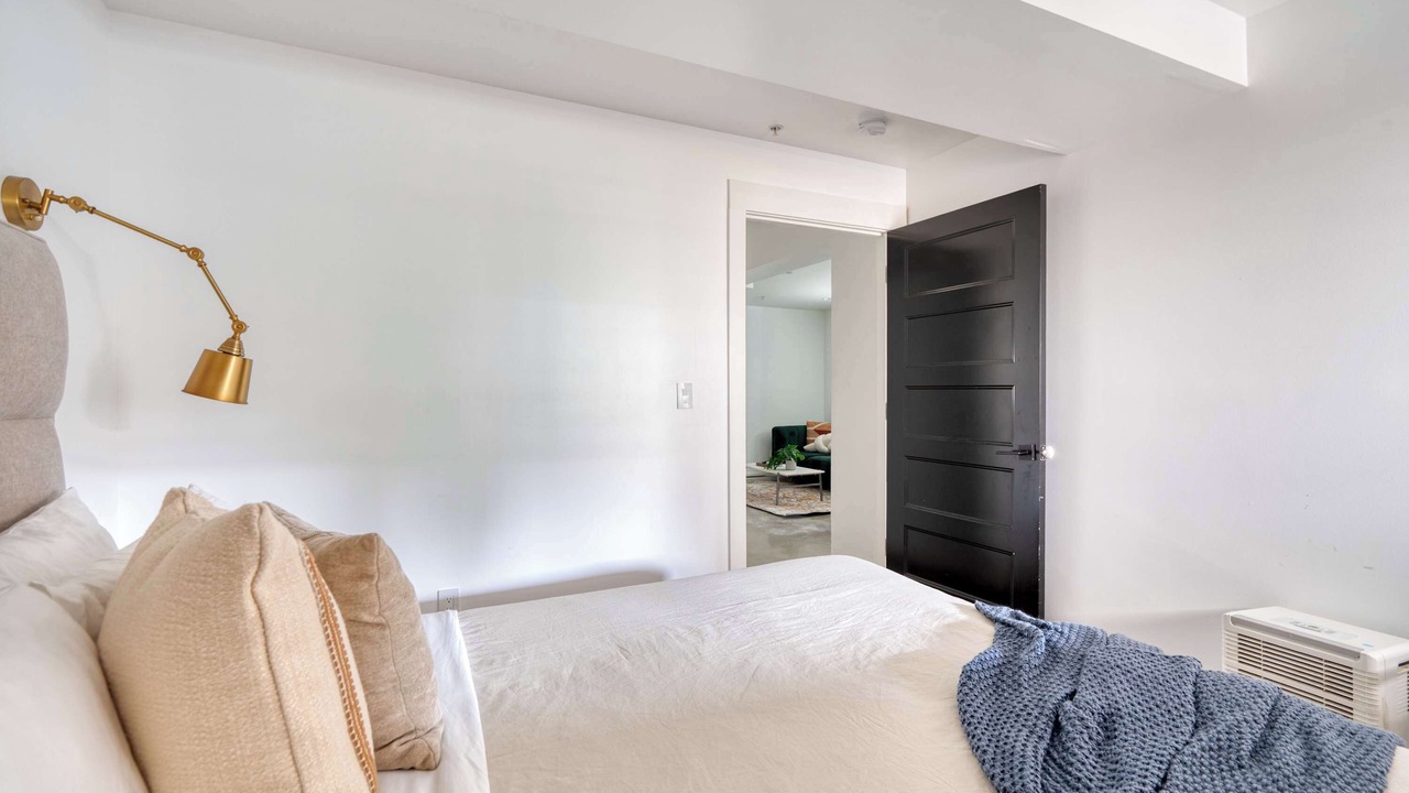 Photo of Bedroom in Nob Hill