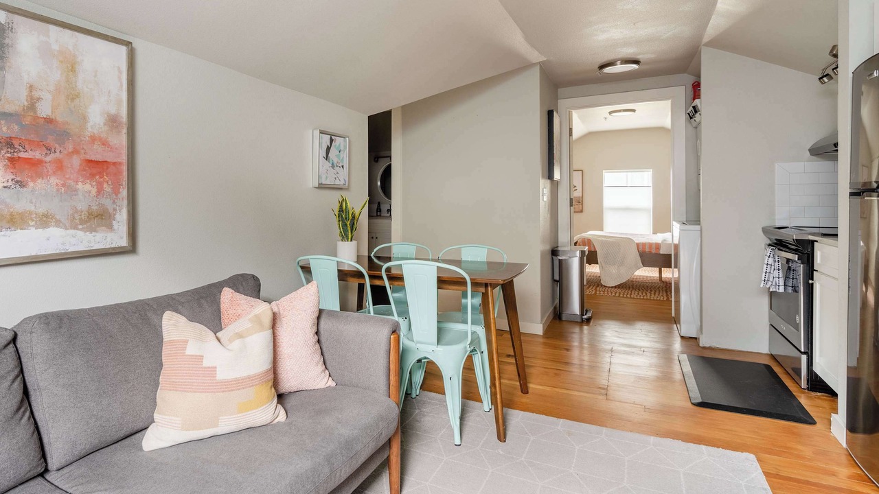 Photo of Livingroom in Sullivan's Gulch