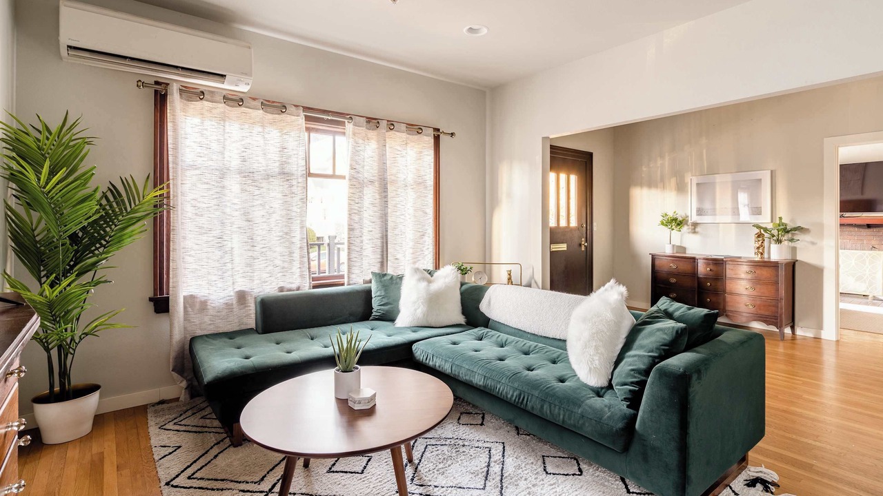 Photo of Livingroom in Sullivan's Gulch