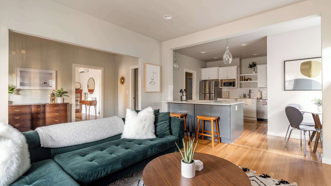 Photo of Livingroom in Sullivan's Gulch