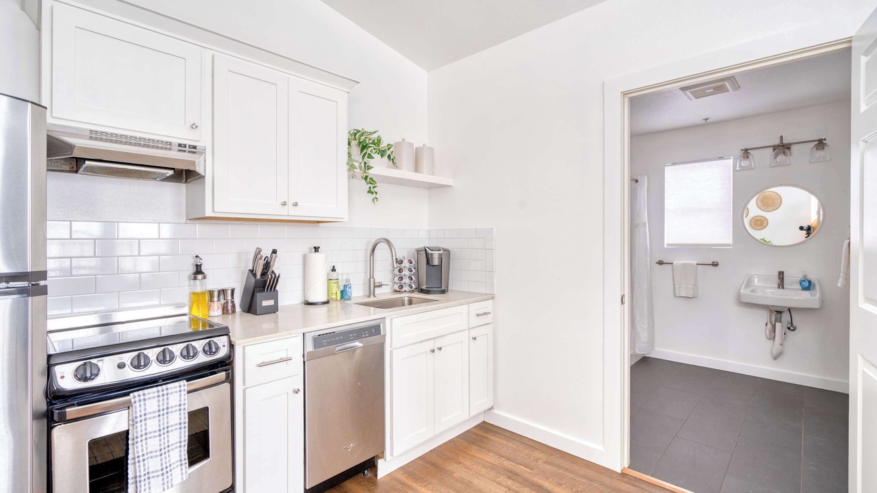 Photo of Kitchen in Sullivan's Gulch