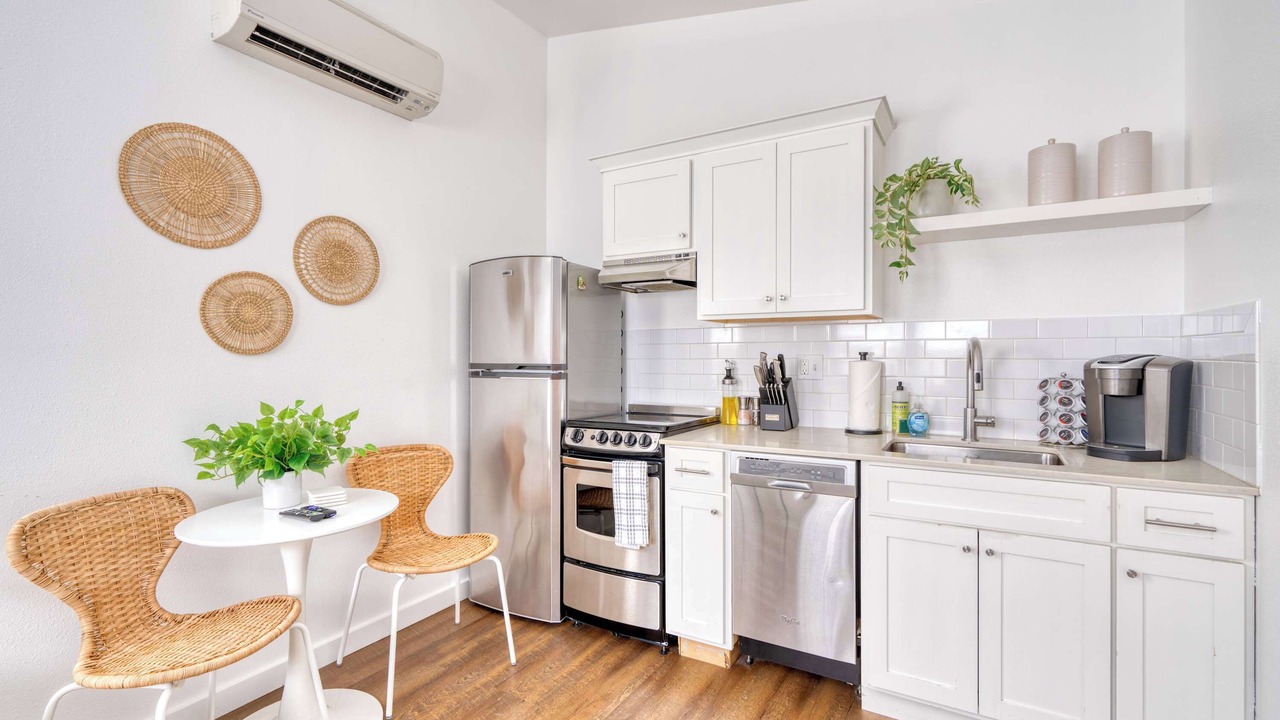 Photo of Kitchen in Sullivan's Gulch