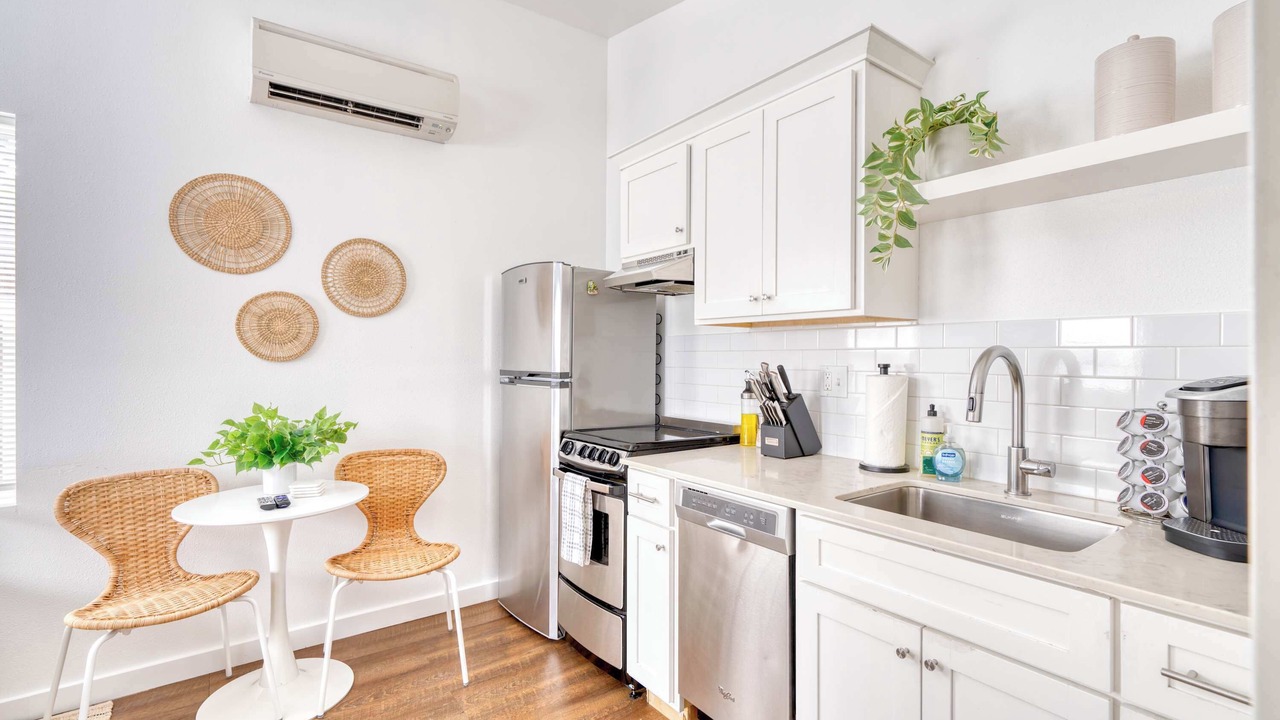 Photo of Kitchen in Sullivan's Gulch