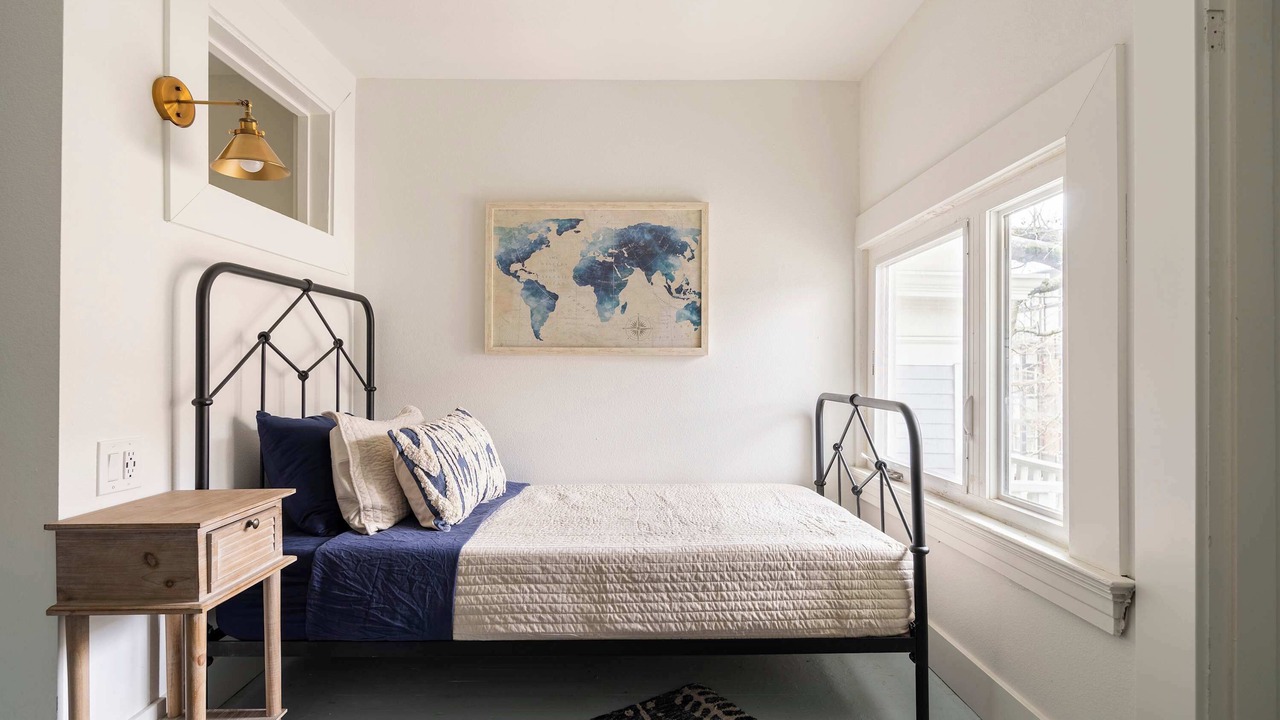 Photo of Bedroom in Uptown