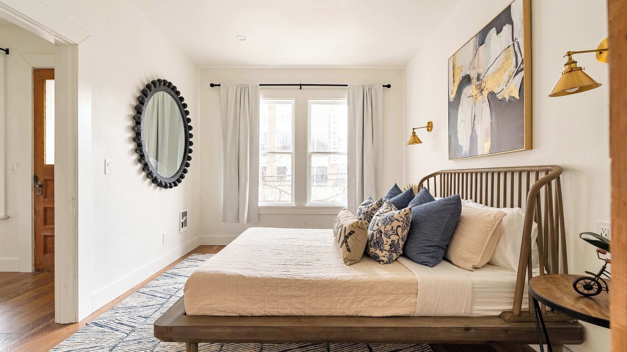 Photo of Bedroom in Uptown