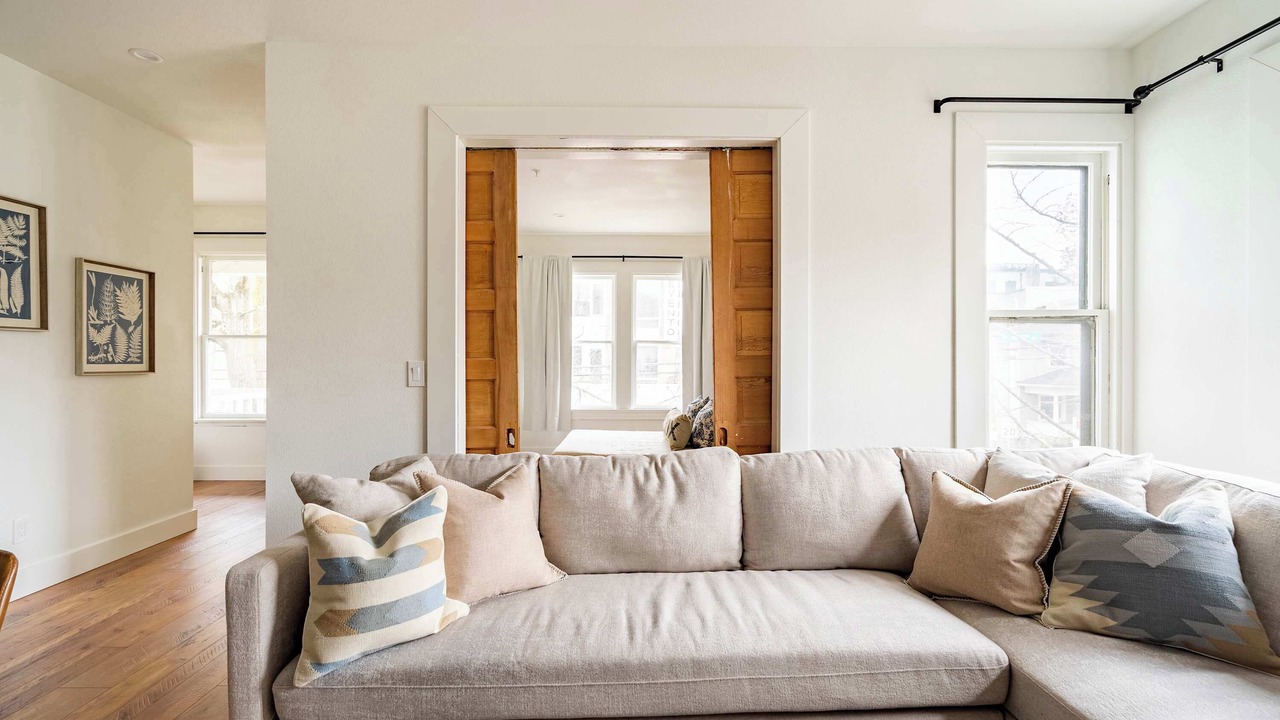 Photo of Livingroom in Uptown