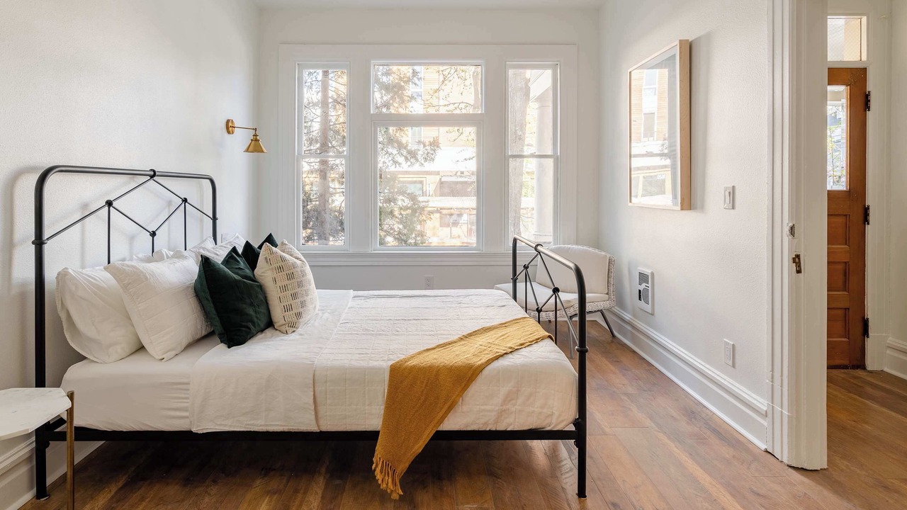 Photo of Bedroom in Uptown