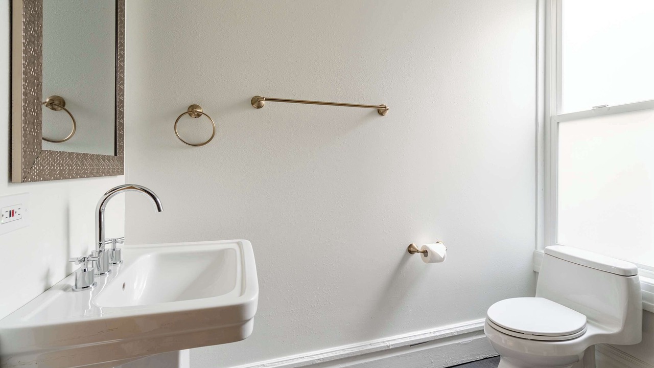 Photo of Bathroom in Uptown