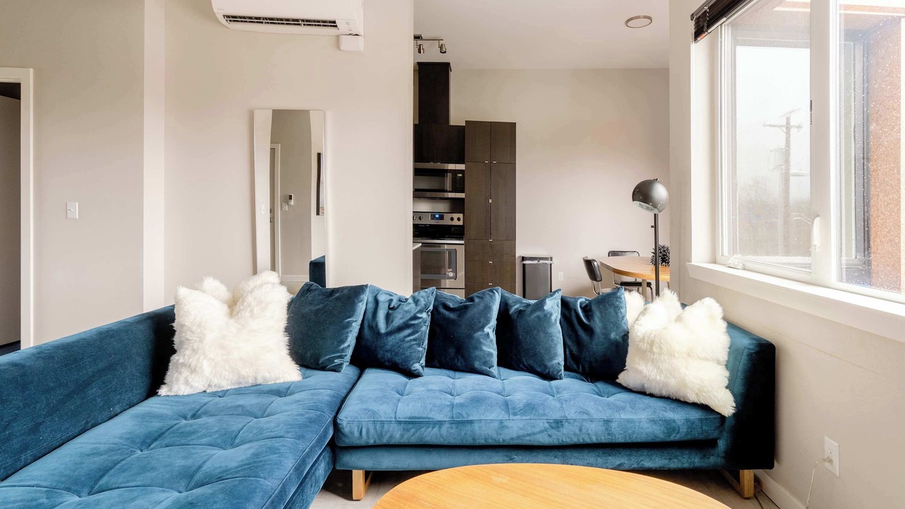 Photo of Livingroom in Belmont