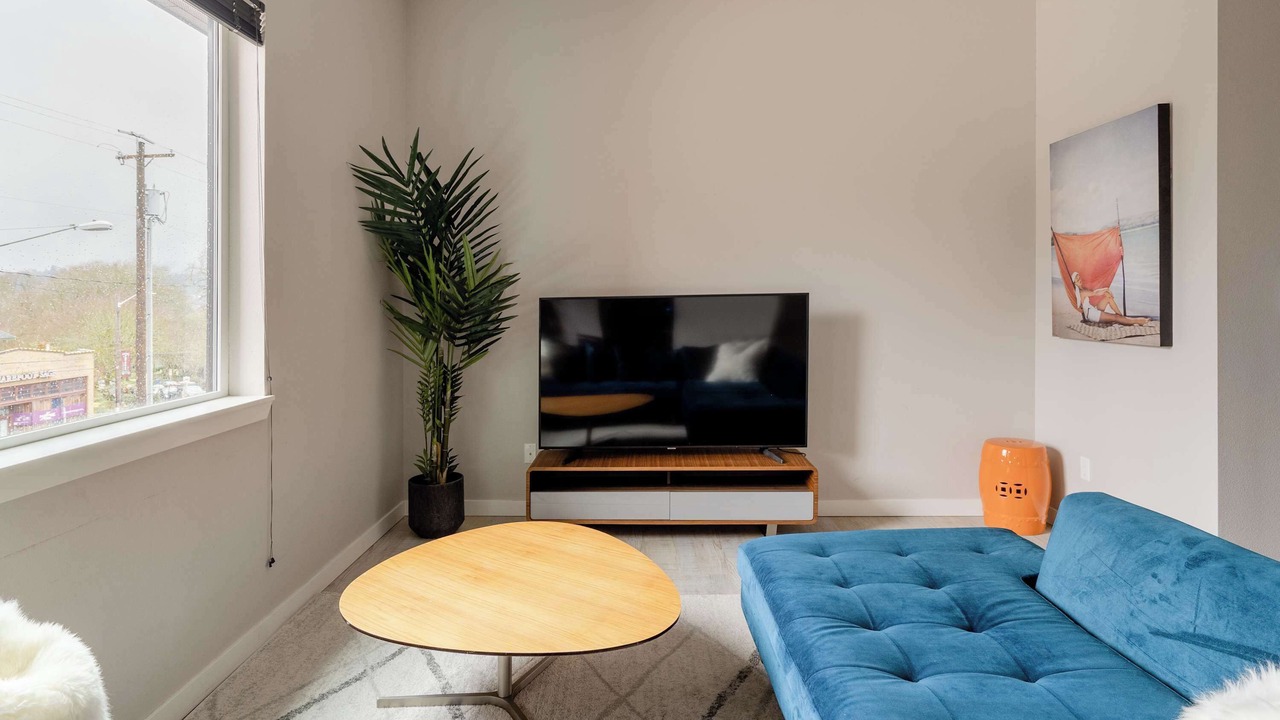 Photo of Livingroom in Belmont