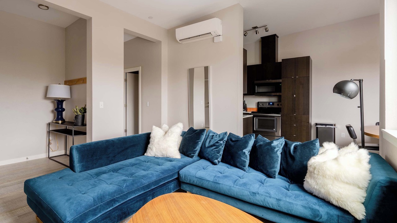 Photo of Livingroom in Belmont