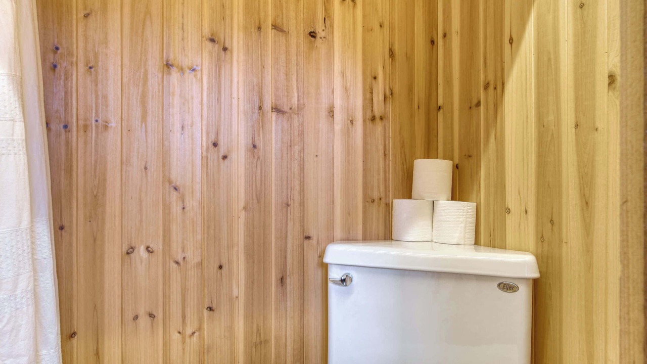 Photo of Bathroom in Hosford-Abernethy