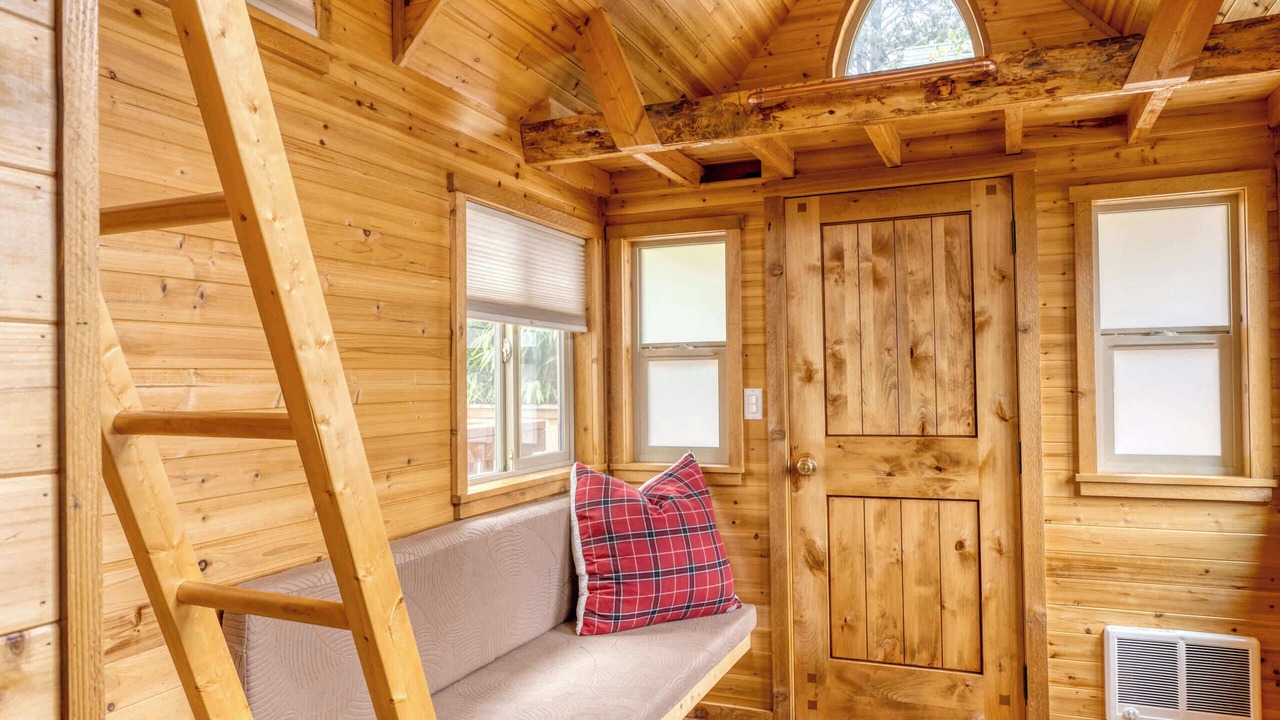 Photo of Others in Hosford-Abernethy