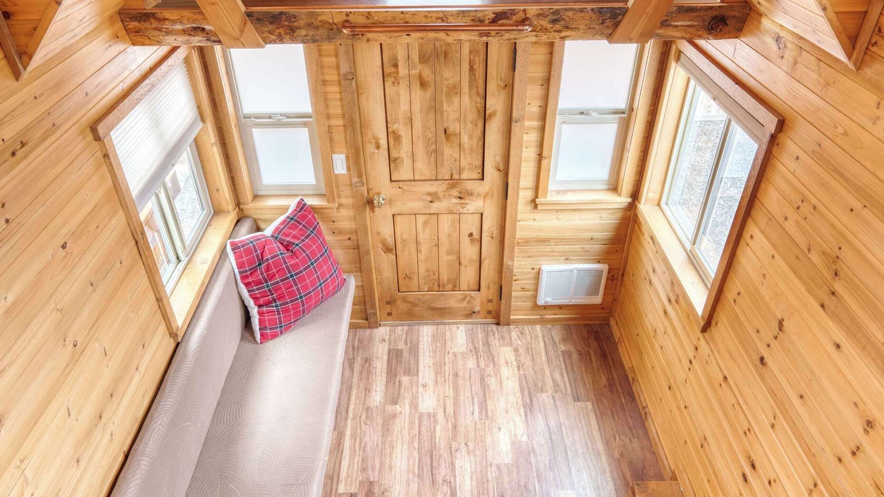 Photo of Livingroom in Hosford-Abernethy