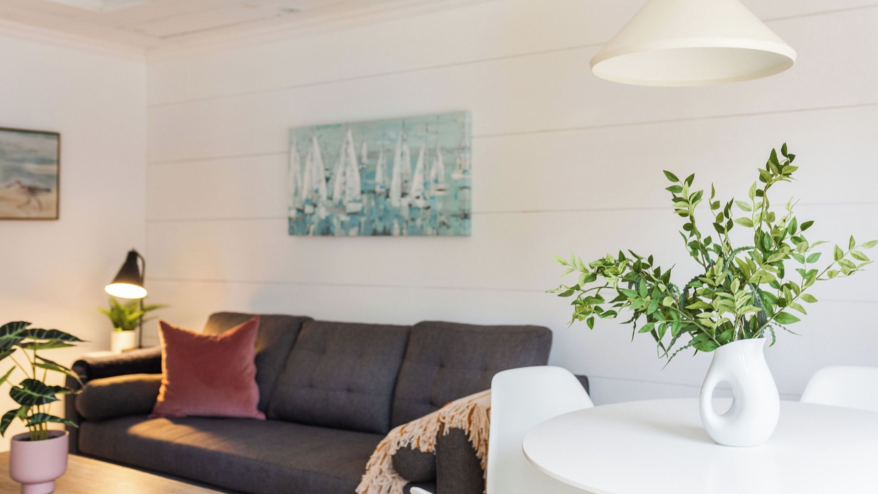 Photo of Livingroom in West Lake