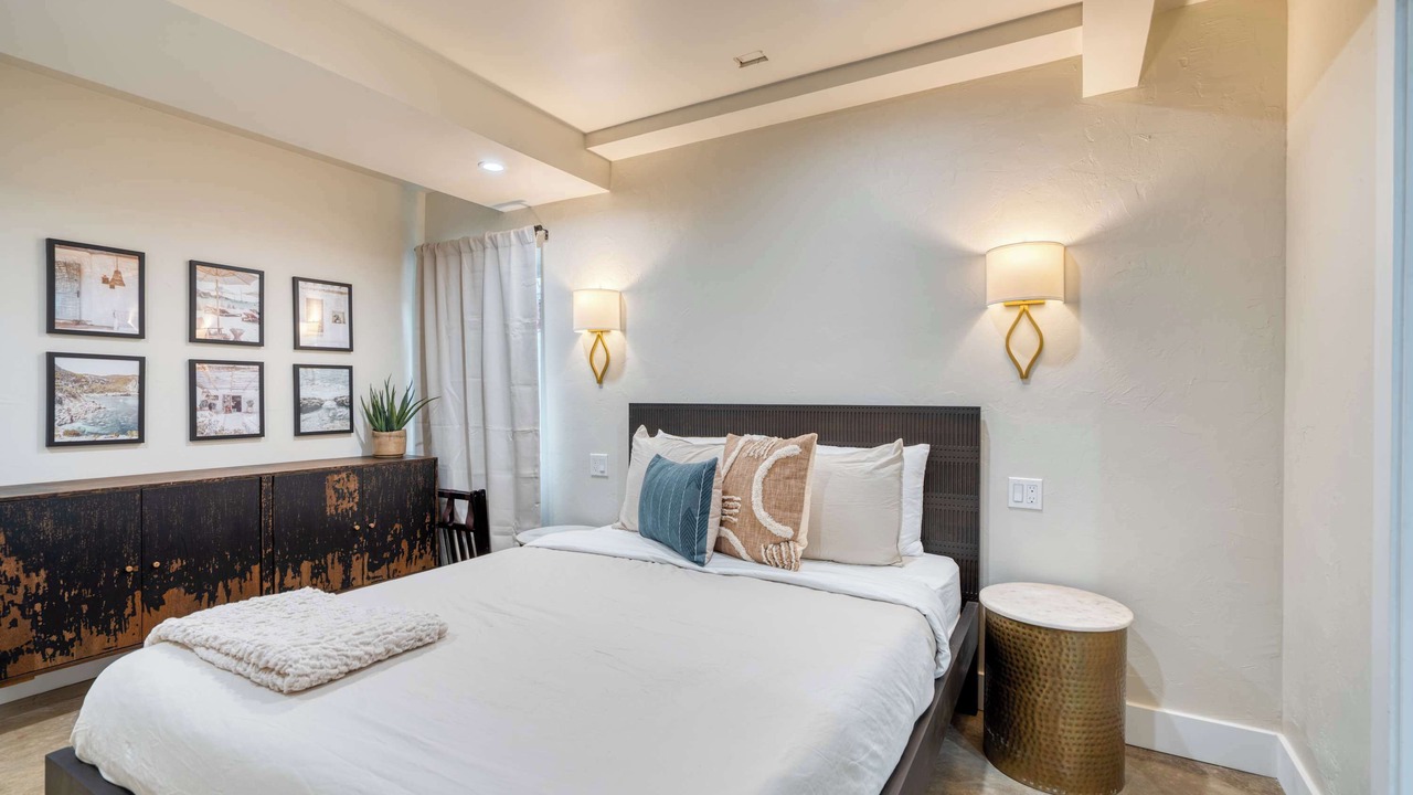 Photo of Bedroom in Mississippi District