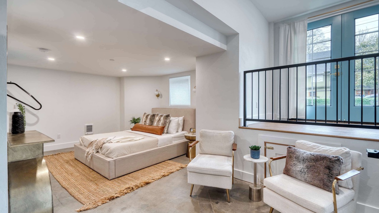 Photo of Bedroom in Alphabet Historic District