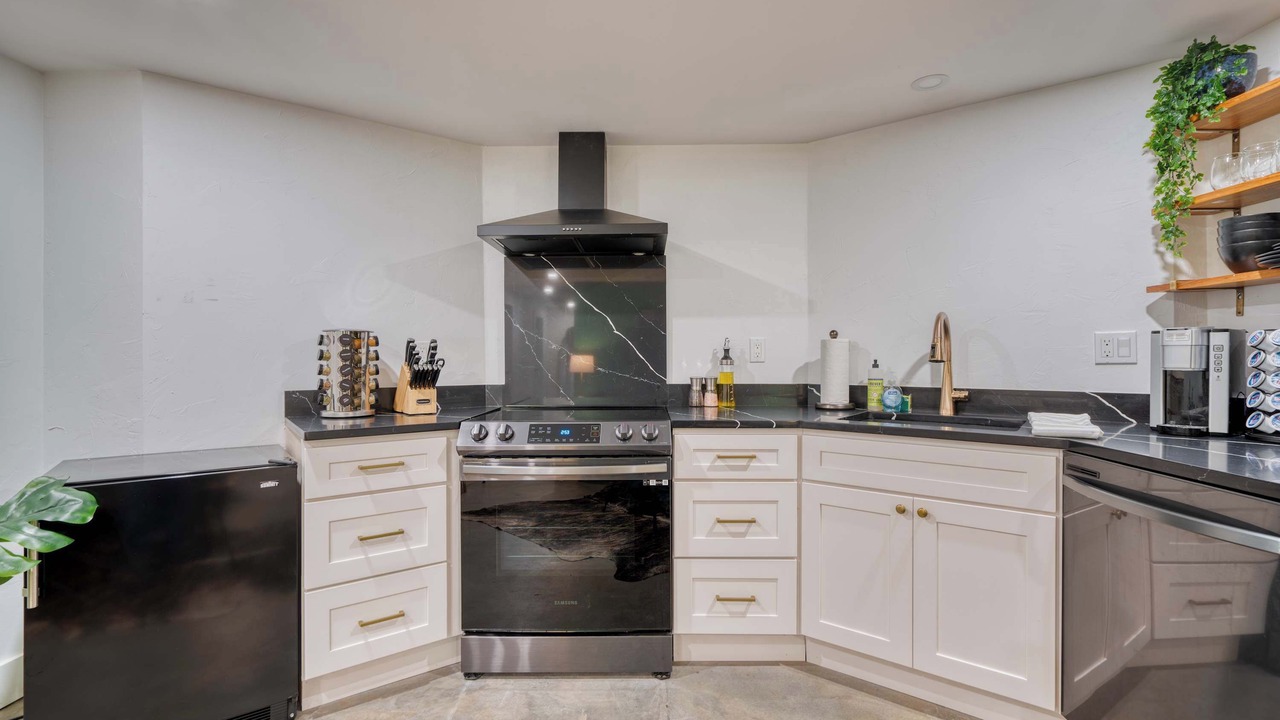 Photo of Kitchen in Alphabet Historic District
