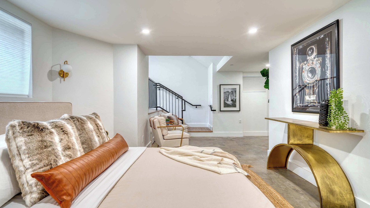 Photo of Bedroom in Alphabet Historic District