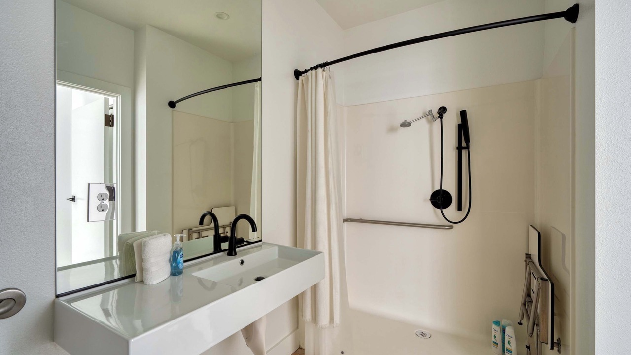 Photo of Bathroom in Humboldt