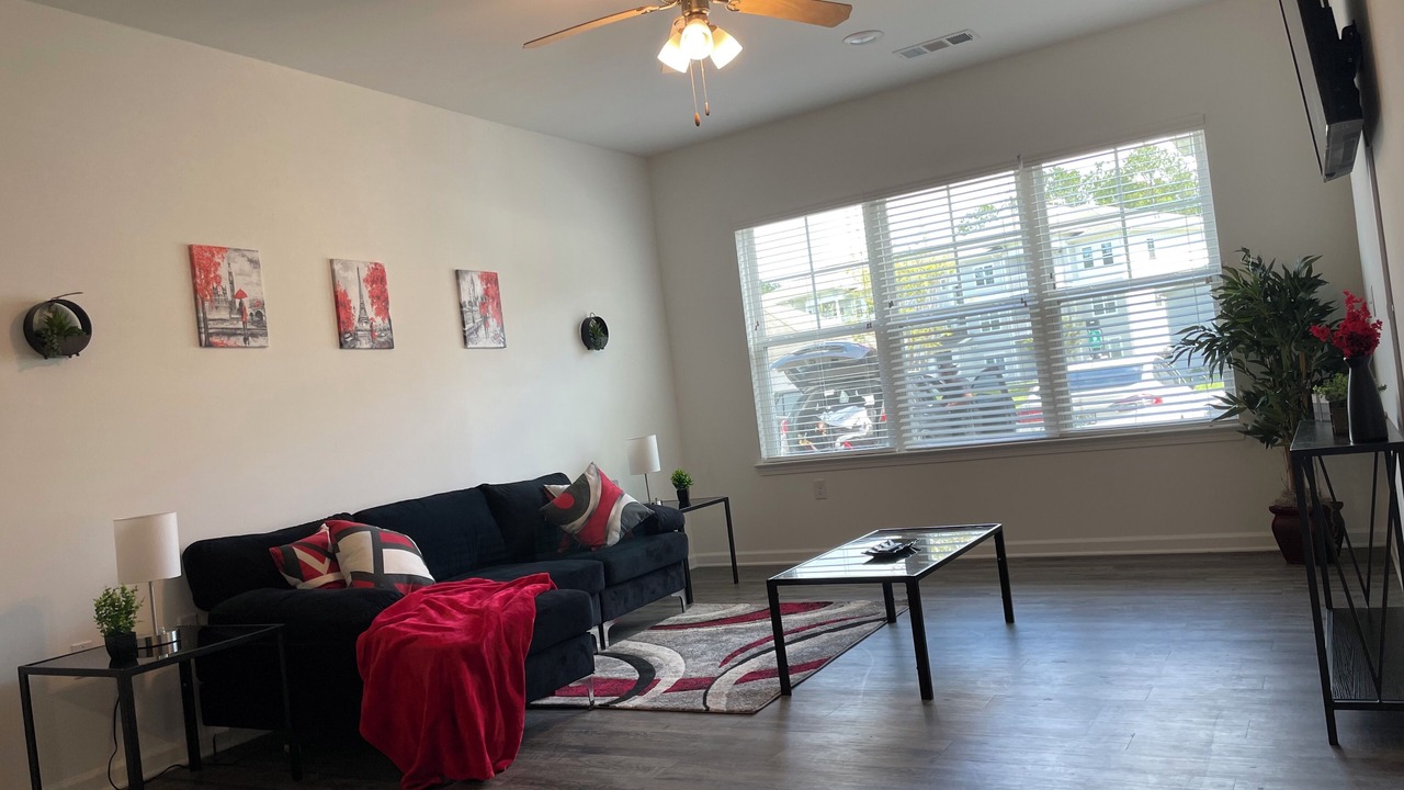 Photo of Livingroom in Doctors Inlet