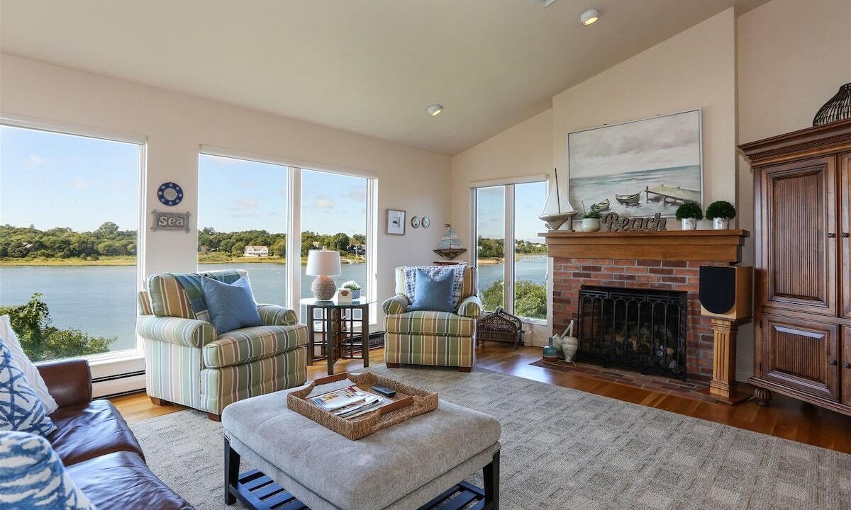 Photo of Livingroom in East Orleans